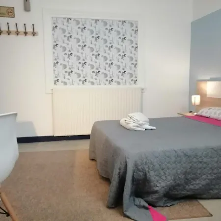 Alojamientos Rh-Santander Guest house